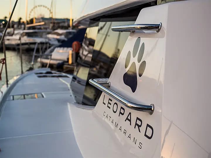 Leopard 44 in Eden Island / Mahe, Victoria / Eden Island Marina - Photo 3