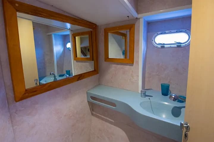 Mojito 78 in Eden Island / Mahe, Victoria / Eden Island Marina - Photo 4