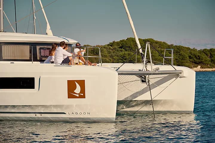 Lagoon 46 in Trogir / SCT Marina Trogir - Photo 3