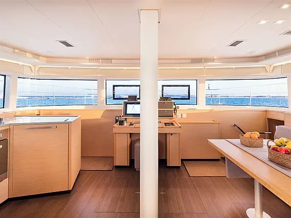 Lagoon 52 in Ibiza / Sant Antoni de Portmany Port - Photo 2