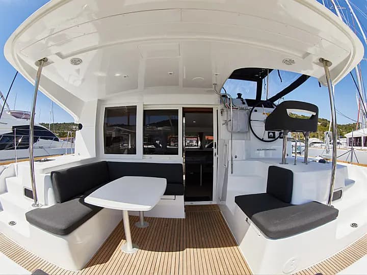 Lagoon 40 in Pula / Tehnomont Marina Veruda - Photo 3