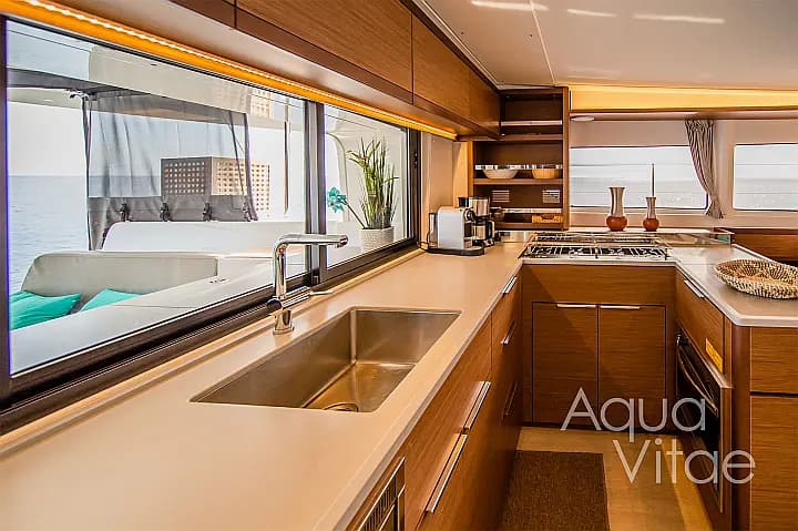 Lagoon 46 in Athens / Alimos Marina - Photo 3
