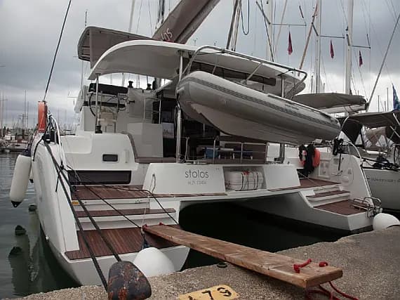Lagoon 42 in Lavrion Main Port - Photo 1