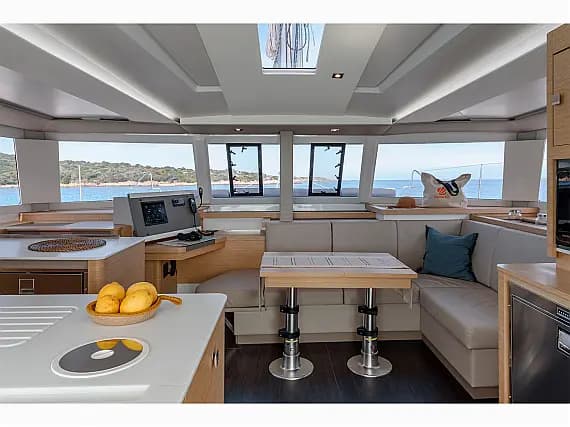 Astréa 42 in Sardinia / Cannigione - Photo 2