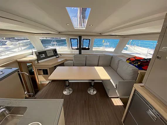 Lucia 40 in Ibiza / Marina Port Ibiza - Photo 2