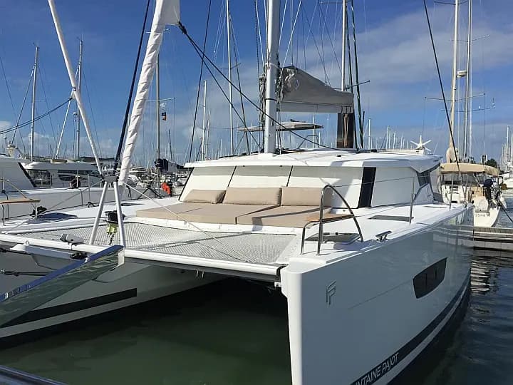 Lucia 40 in Ibiza / Marina Port Ibiza - Photo 3
