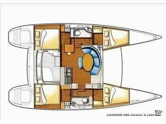 תוכנית הסיפון של Lagoon 440 in Naples / Darsena Acton