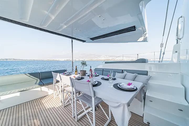 Lagoon 50 in Athens / Alimos Marina - Photo 5