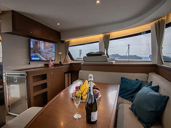 Lagoon 42 in Skiathos - Photo 2