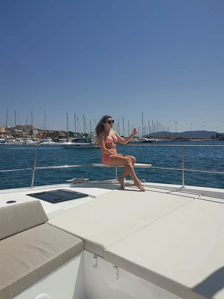 Bali 4.8 in Lavrion Main Port - Photo 3