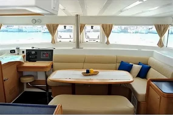 Lagoon 420 in Volos / Port of Volos - Photo 2