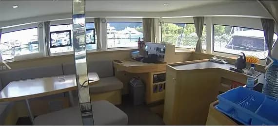 Lagoon 42 in Eden Island / Mahe, Victoria / Eden Island Marina - Photo 2