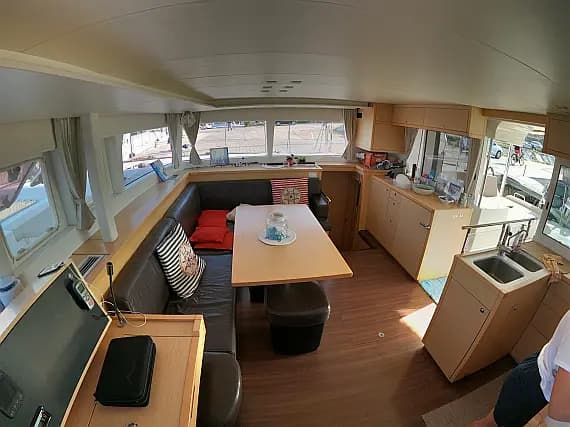Lagoon 450 Fly in Vis / Marina Vis - Photo 3
