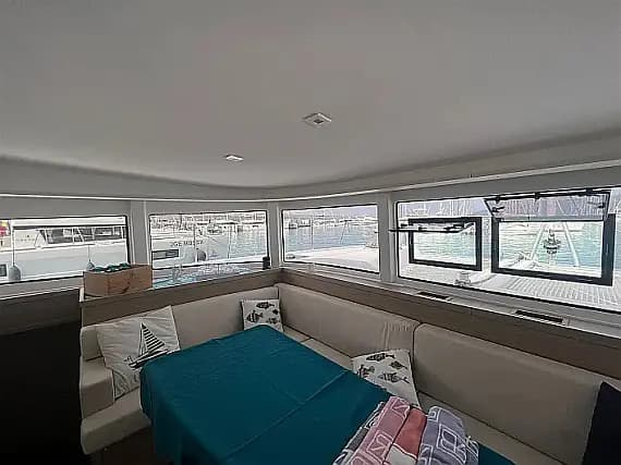 Lagoon 42 in Sicily / Capo d'Orlando Marina - Photo 2