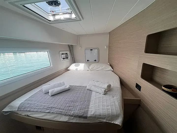 Lagoon 42 in Sicily / Capo d'Orlando Marina - Photo 4