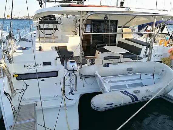 Lagoon 42 in Lavrion Main Port - Photo 1