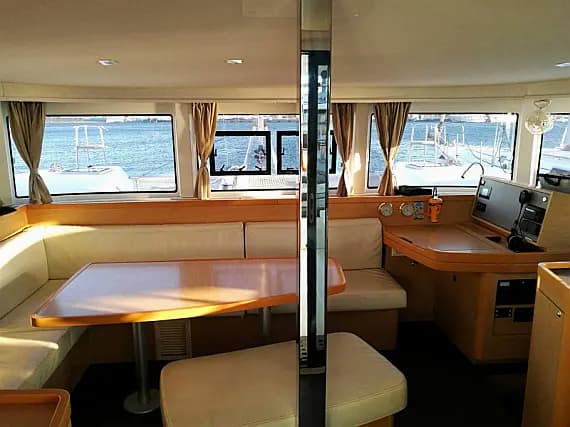 Lagoon 42 in Lavrion Main Port - Photo 2
