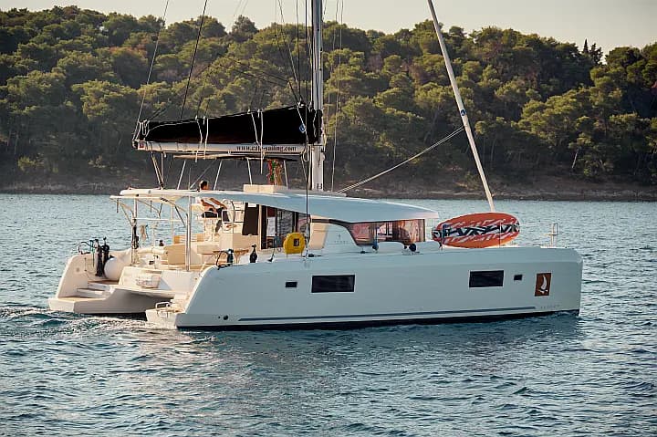 Lagoon 42 in Trogir / SCT Marina Trogir - Photo 3