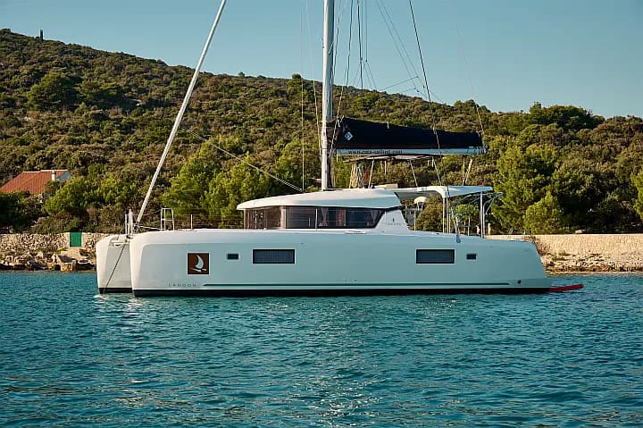 Lagoon 42 in Trogir / SCT Marina Trogir - Photo 5