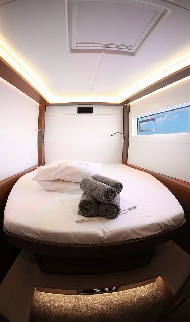 Lagoon 46 in Preveza Main Port - Photo 4