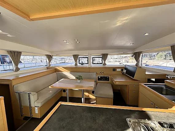 Lagoon 400 S2 in Lefkada / Nydri Port - Photo 3