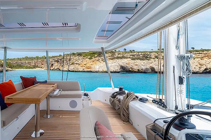 Lagoon 55 in Sardinia / Olbia / Marina di Olbia - Photo 5