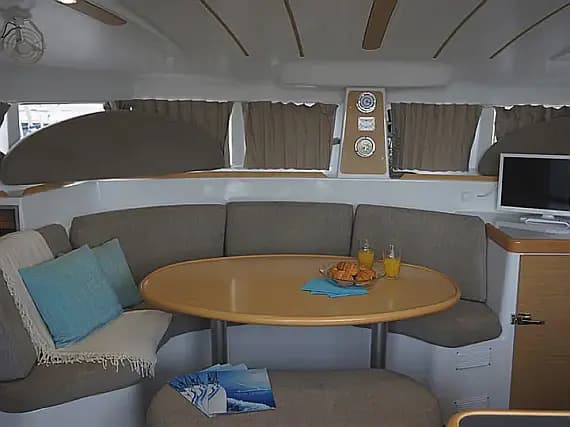 Lagoon 380 S2 in Corfu / Gouvia / D-Marin Marina Gouvia - Photo 3