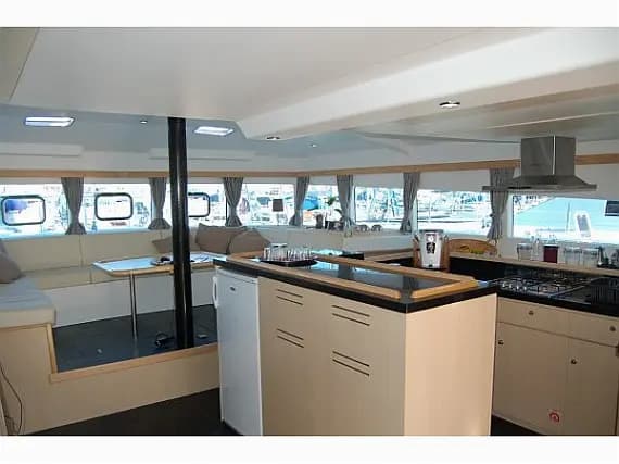 Catlante 600 in Eden Island / Mahe, Victoria / Eden Island Marina - Photo 2