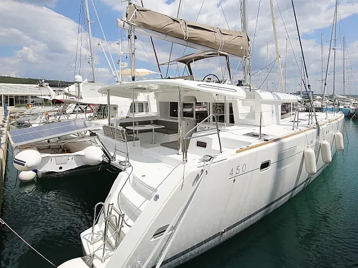 Lagoon 450 Fly in Sukošan / D-Marin Dalmacija Marina - Photo 3