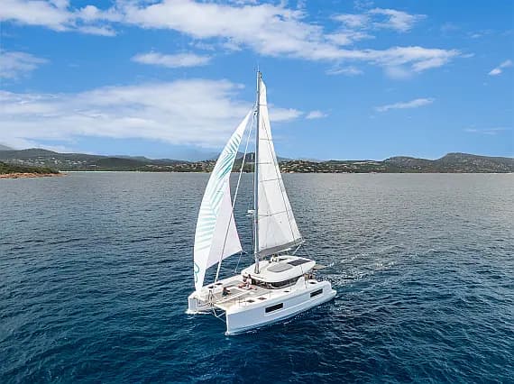 Lagoon 38 in Corsica / Ajaccio / Port Tino Rossi - Photo 1