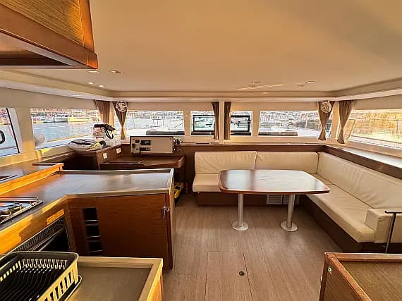 Lagoon 450 Sport in Lefkada / Port of Lefkas - Photo 2