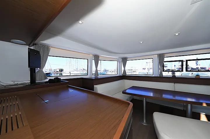 Lagoon 42 in Sukošan / D-Marin Dalmacija Marina - Photo 3