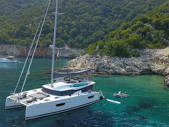 Saona 47 in Kalamata Marina - Photo 1