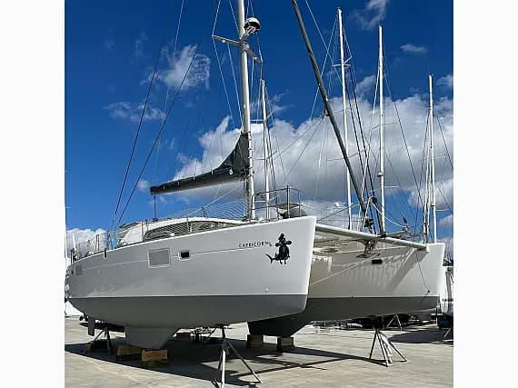 תוכנית הסיפון של Lagoon 440 in Marmaris / Adaköy Marina