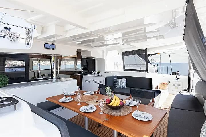 Lagoon 46 in Athens / Alimos Marina - Photo 3