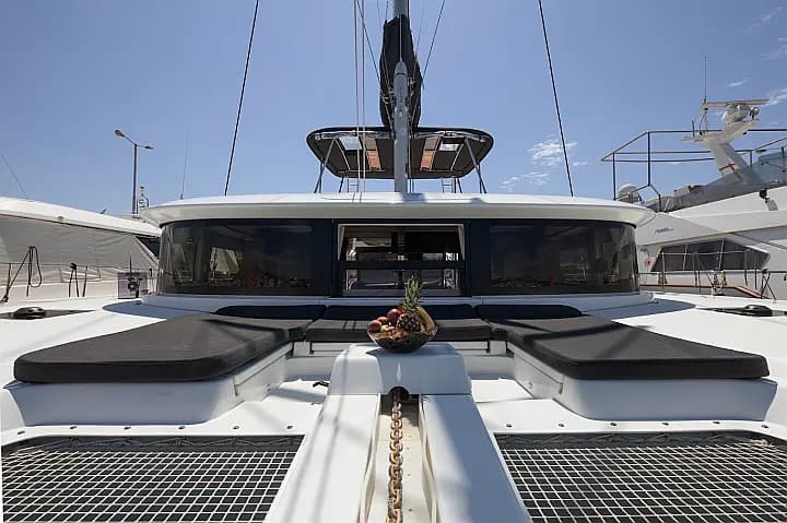 Lagoon 46 in Athens / Alimos Marina - Photo 5