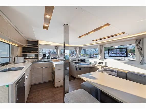 Lagoon 46 in Split / Port of Split / West Harbour - Photo 3
