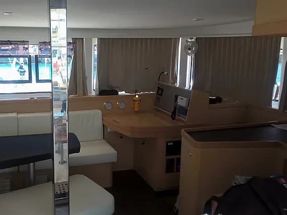 Lagoon 42 in Preveza Marina - Photo 3