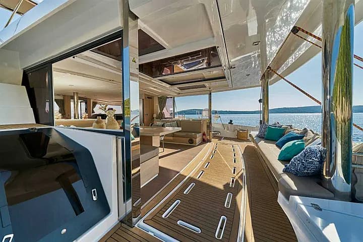 Bali 5.4 in Ibiza / Marina Ibiza - Photo 4