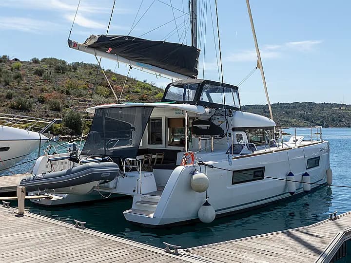 Lagoon 40 in Primošten / Marina Kremik - Photo 1