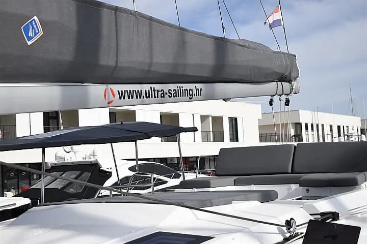 Saona 47 in Seget Donji / Marina Baotić - Photo 3