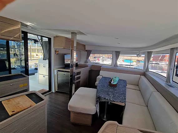 Lagoon 42 in Martinique / Le Marin - Photo 4