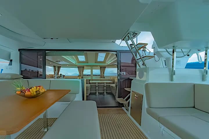 Elba 45 in Phuket / Yacht Haven Marina - Photo 4