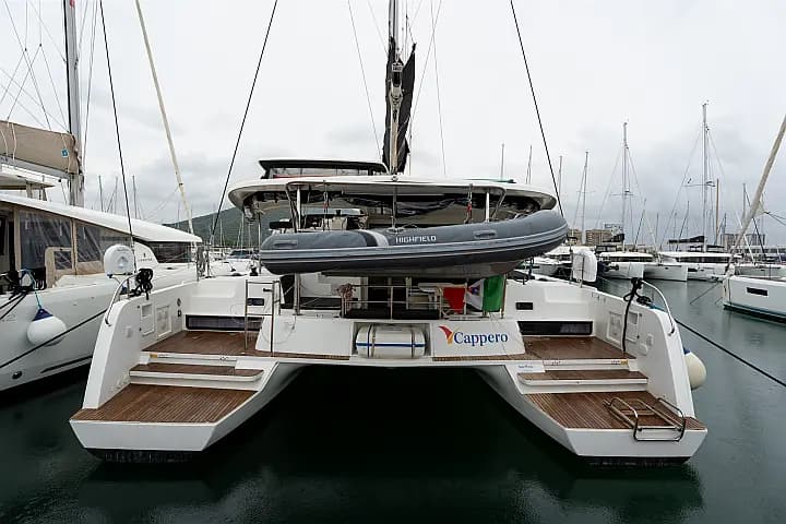 Lagoon 42 in Salerno / Marina d'Arechi - Photo 4
