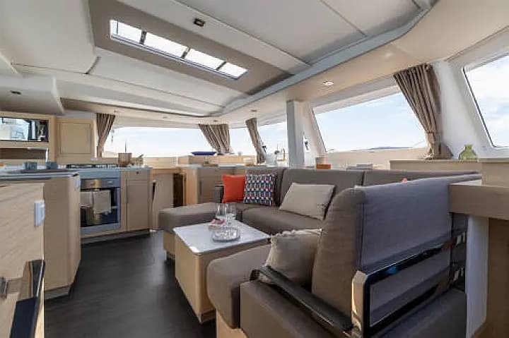 New 44 in Paros port - Photo 4