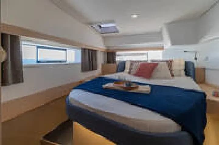New 44 in Paros port - Photo 5