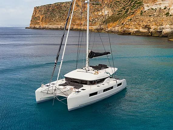 Lagoon 50 in Athens / Alimos Marina - Photo 1