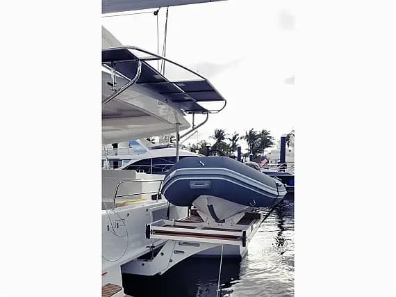 Lagoon 46 in Martinique / Le Marin - Photo 2