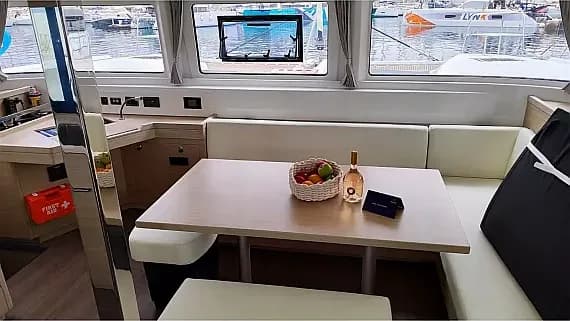 Lagoon 46 in Lavrion / Olympic Marina - Photo 3