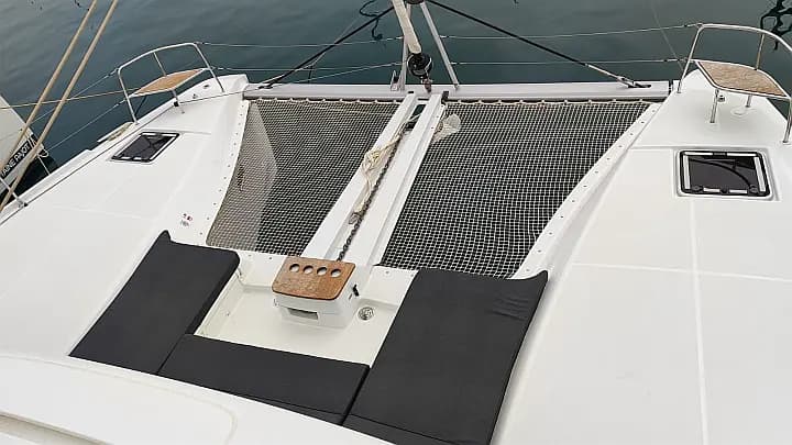 Lagoon 46 in Lavrion / Olympic Marina - Photo 4